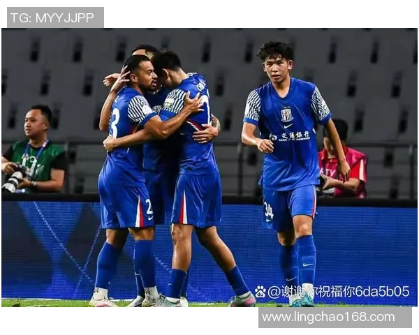 上海申花迎战辽宁开新期待精彩对决展现足球魅力与激情的较量